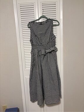 SHEIN Black and White Gingham Midi Dress with Peplum Waist